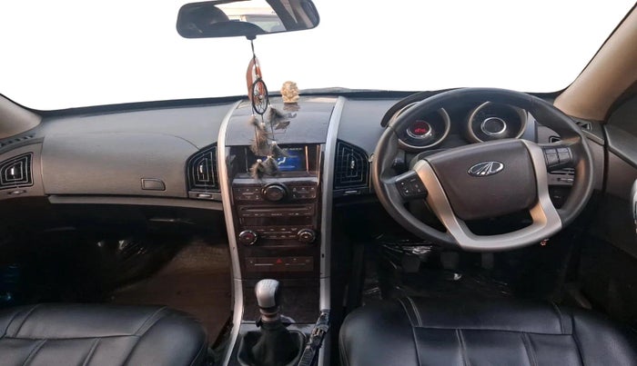 2014 Mahindra XUV500 W6, Diesel, Manual, 88,740 km, interior