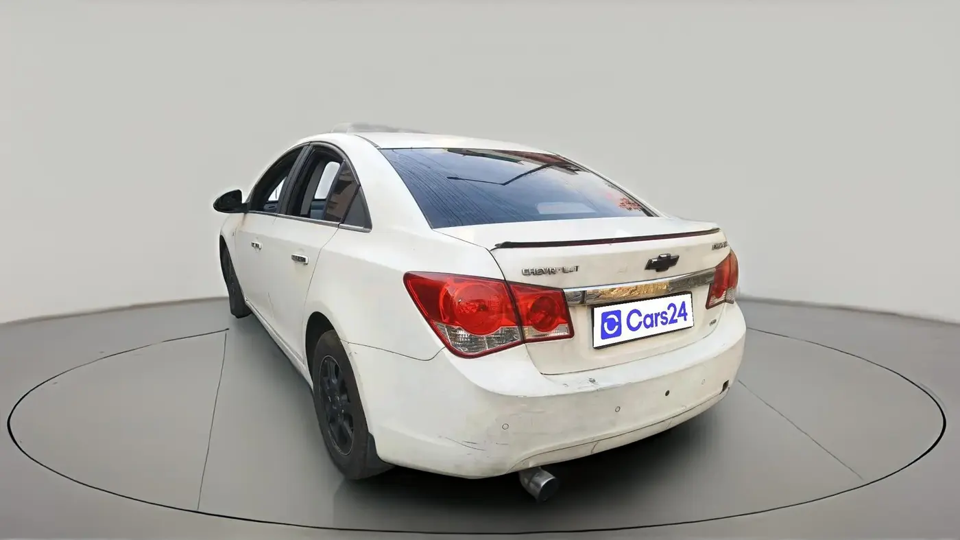 2013 Chevrolet Cruze LTZ, Diesel, Manual, 70,200 km, exterior