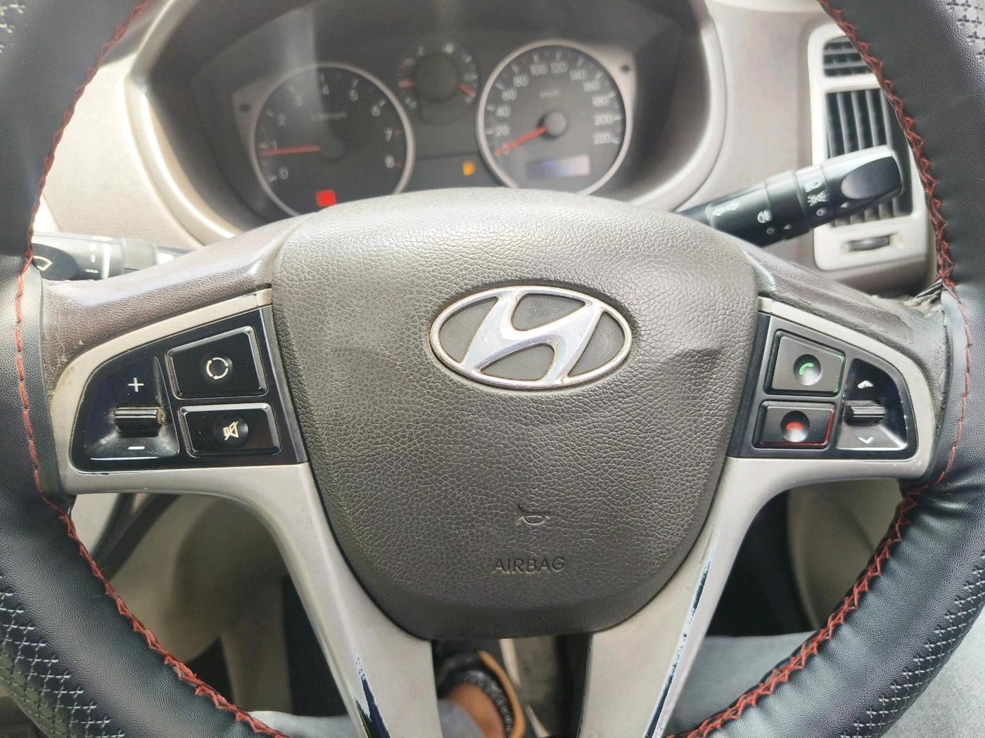 2011 Hyundai i20 SPORTZ 1.2, Petrol, Manual, 1,11,687 km, interior