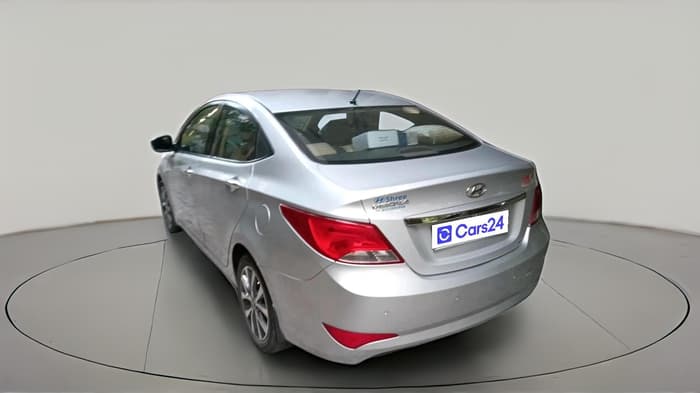 2015 Hyundai Verna FLUIDIC 4S 1.6 VTVT S(O), Petrol, Manual, 78,072 km, exterior