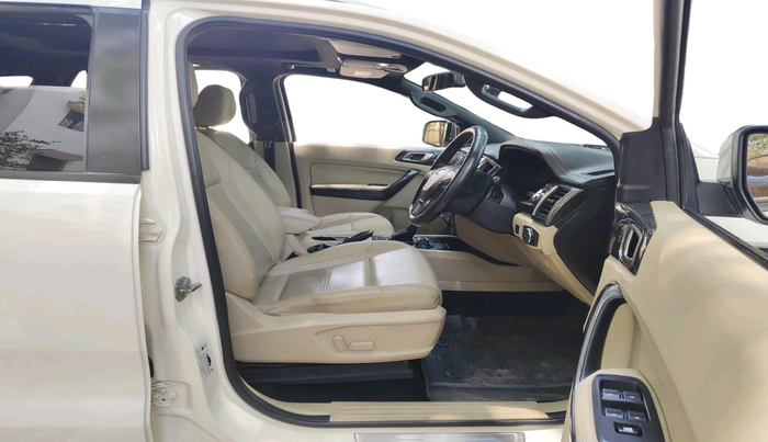 2021 Ford Endeavour TITANIUM PLUS 2.0 4X2 AT SUNROOF, Diesel, Automatic, 93,904 km, interior
