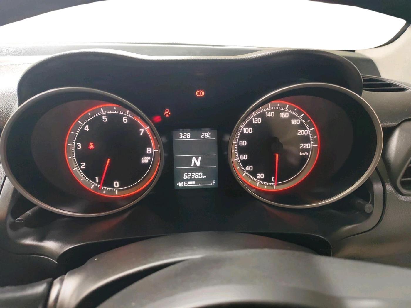 2019 Maruti Swift VXI AMT, Petrol, Automatic, 62,380 km, interior