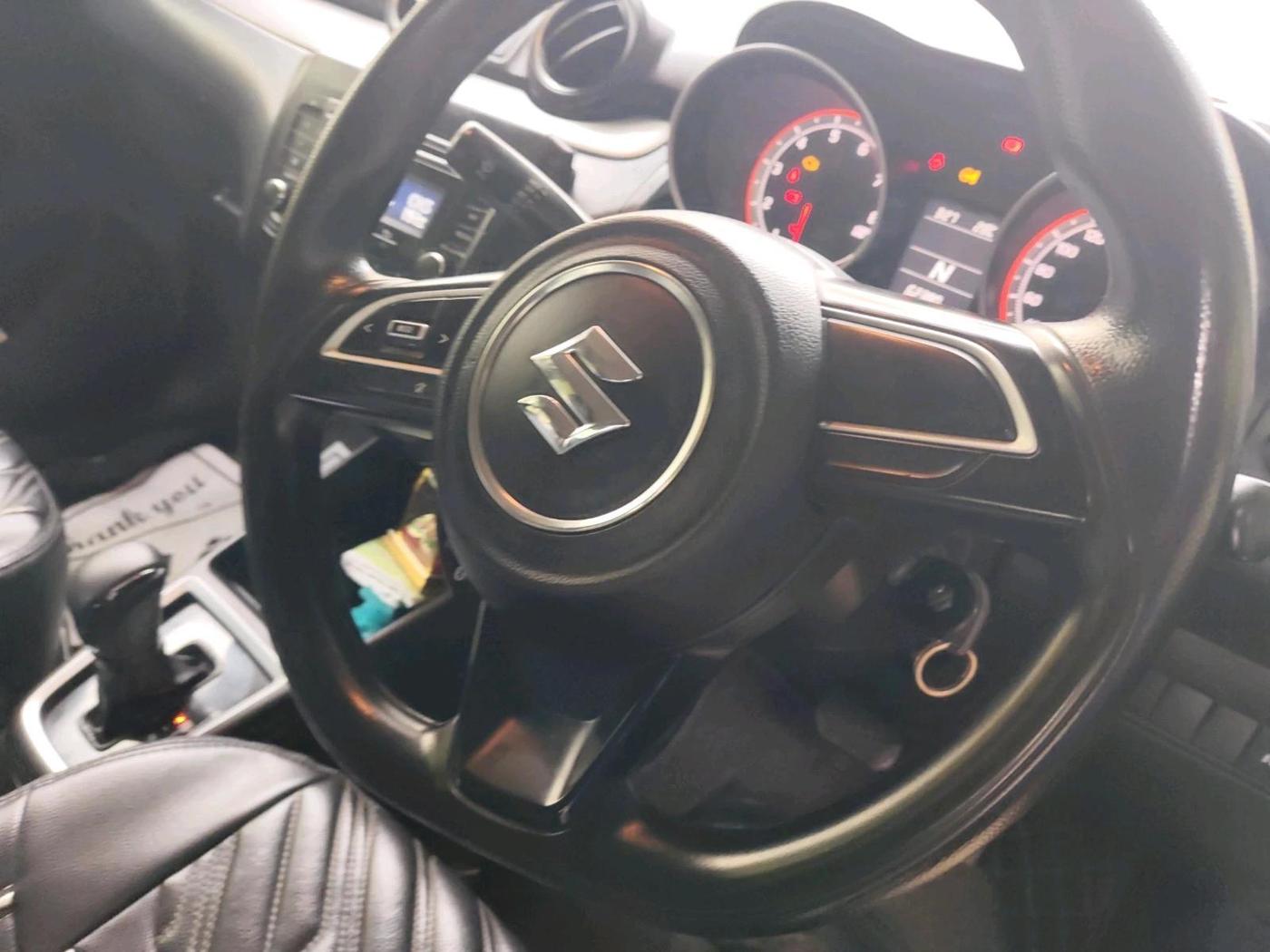 2019 Maruti Swift VXI AMT, Petrol, Automatic, 62,380 km, interior