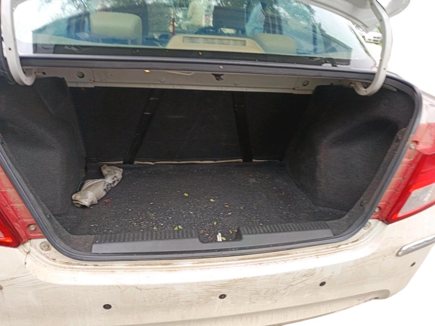 2018 Maruti Dzire VXI, Petrol, Manual, 78,139 km, exterior