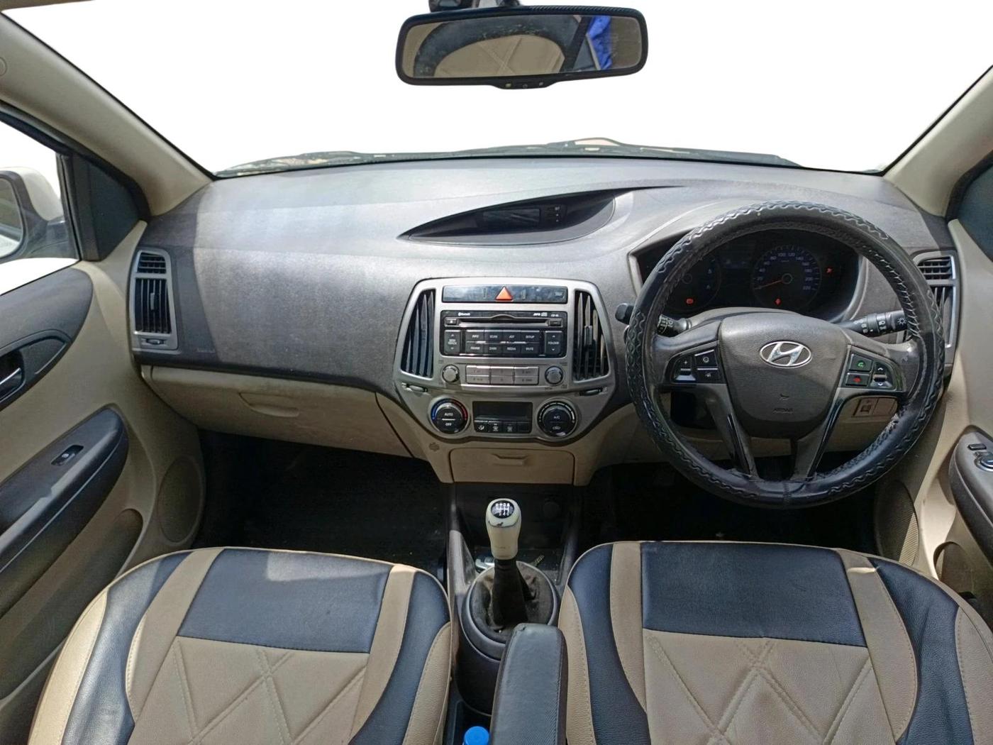 2013 Hyundai i20 ASTA 1.4 CRDI, Diesel, Manual, 1,38,518 km, interior