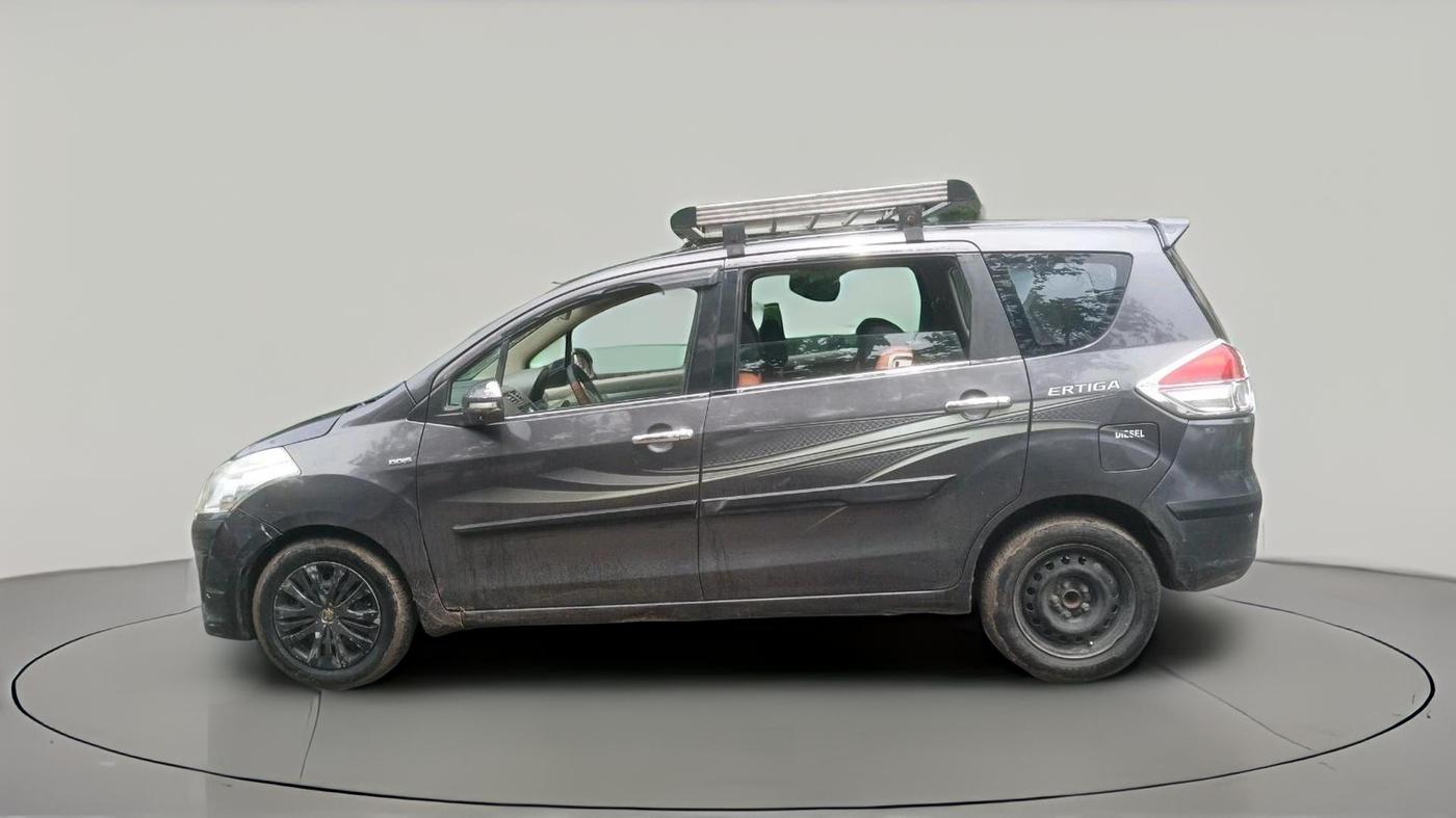 2013 Maruti Ertiga VDI, Diesel, Manual, 1,94,378 km, exterior