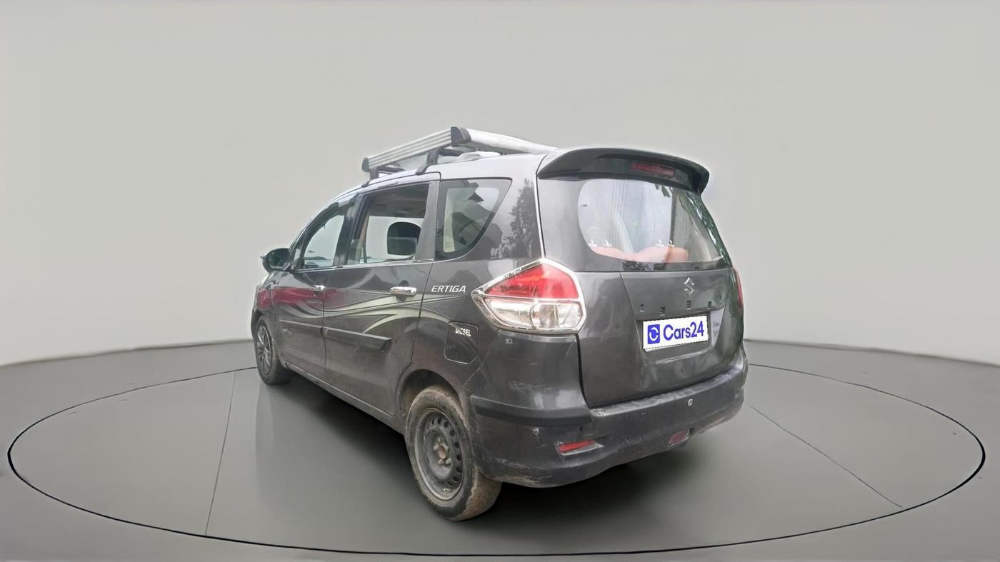2013 Maruti Ertiga VDI, Diesel, Manual, 1,94,378 km, exterior