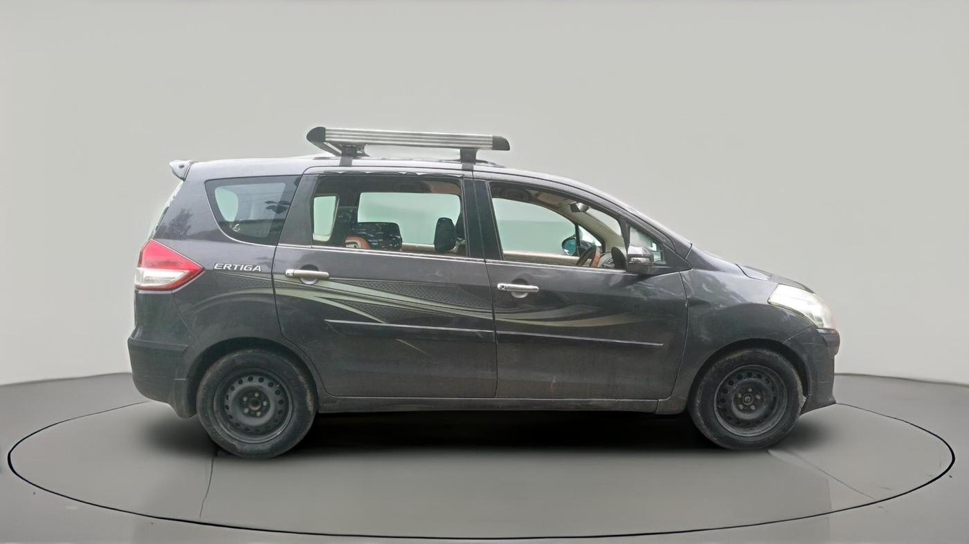 2013 Maruti Ertiga VDI, Diesel, Manual, 1,94,378 km, exterior