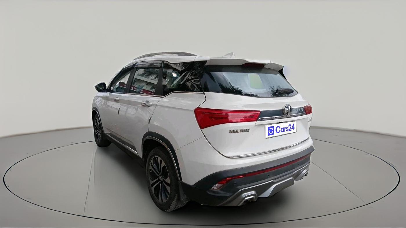 2021 MG HECTOR SHARP 2.0 DIESEL, Diesel, Manual, 1,16,828 km, exterior