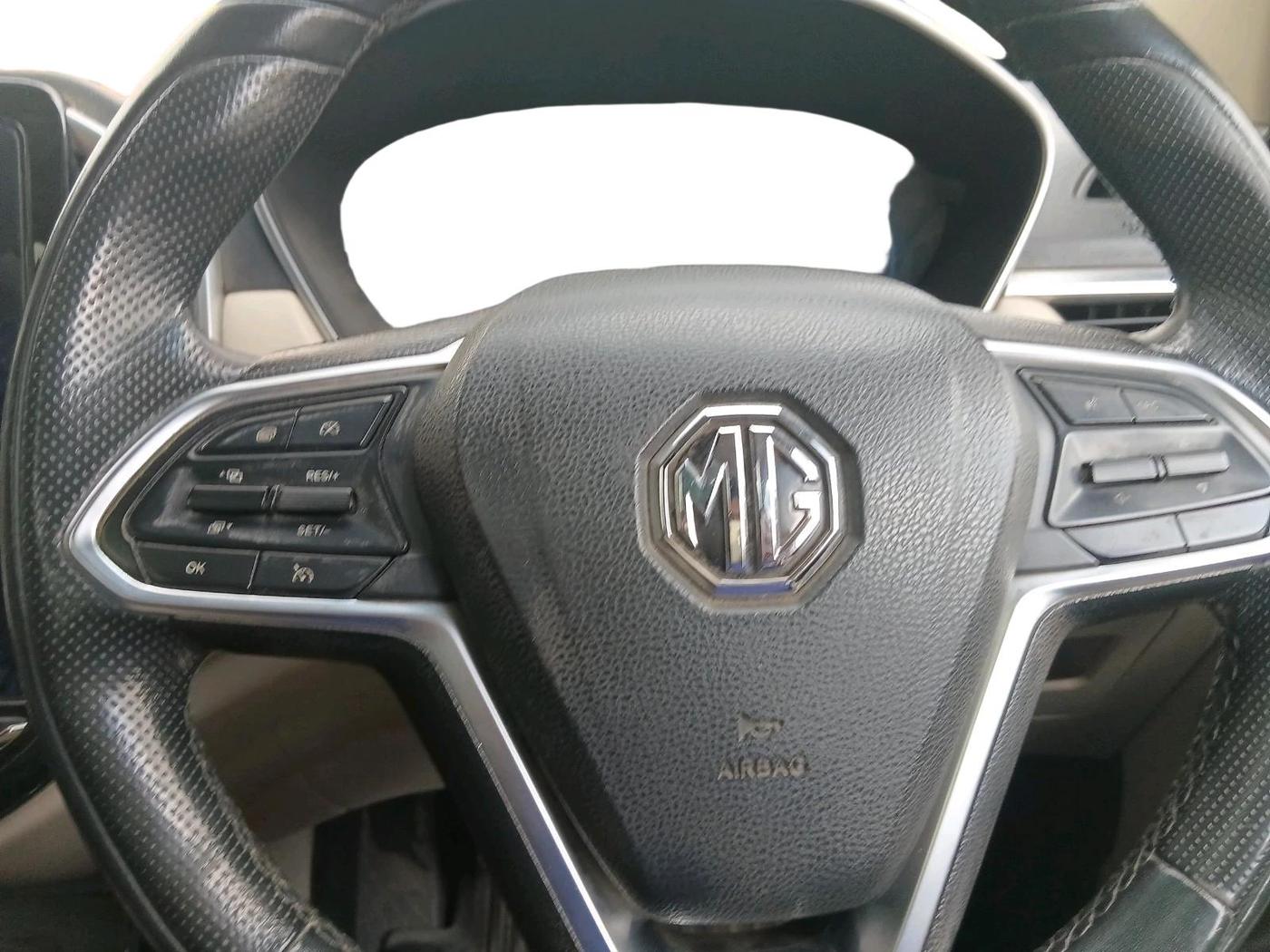 2021 MG HECTOR SHARP 2.0 DIESEL, Diesel, Manual, 1,16,828 km, interior