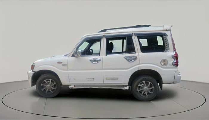 2013 Mahindra Scorpio EX M2DI, Diesel, Manual, 44,041 km, exterior