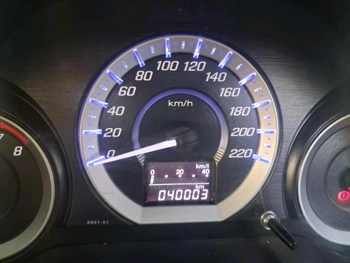2013 Honda City 1.5L I-VTEC V MT SUNROOF, Petrol, Manual, 40,003 km, interior