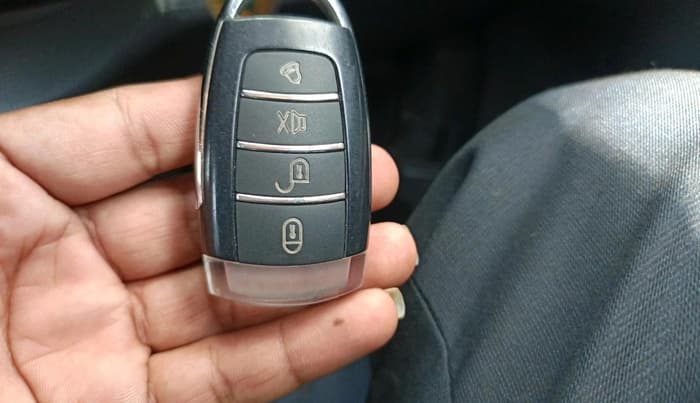 2011 Maruti Wagon R 1.0 LXI, Petrol, Manual, 70,006 km, interior