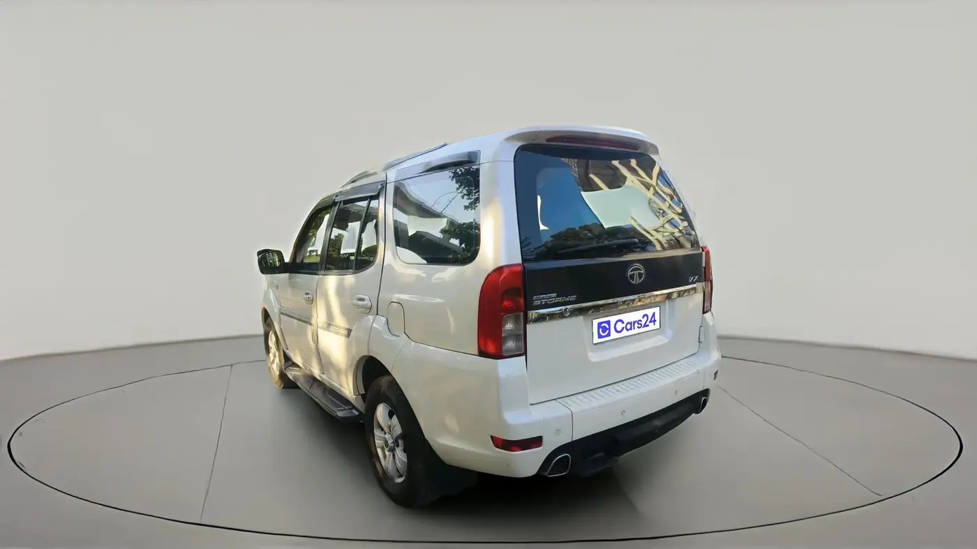 2016 Tata Safari Storme 2.2 VX 4X2, Diesel, Manual, 1,33,701 km, exterior