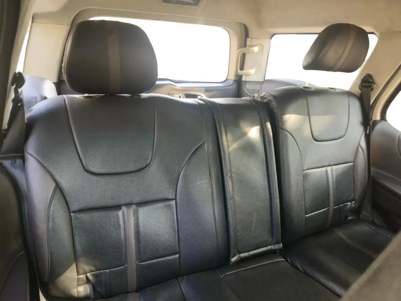 2016 Tata Safari Storme 2.2 VX 4X2, Diesel, Manual, 1,33,701 km, interior