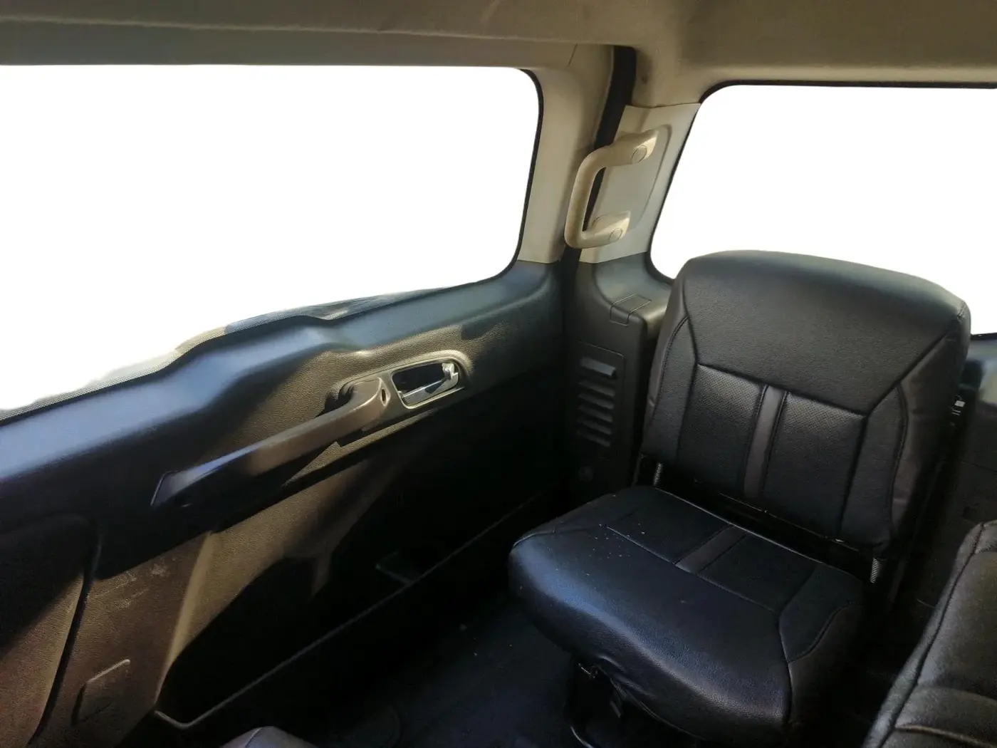 2016 Tata Safari Storme 2.2 VX 4X2, Diesel, Manual, 1,33,701 km, interior
