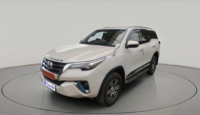 2018 Toyota Fortuner 2.8 4X2 MT, Diesel, Manual, 1,43,328 km, exterior