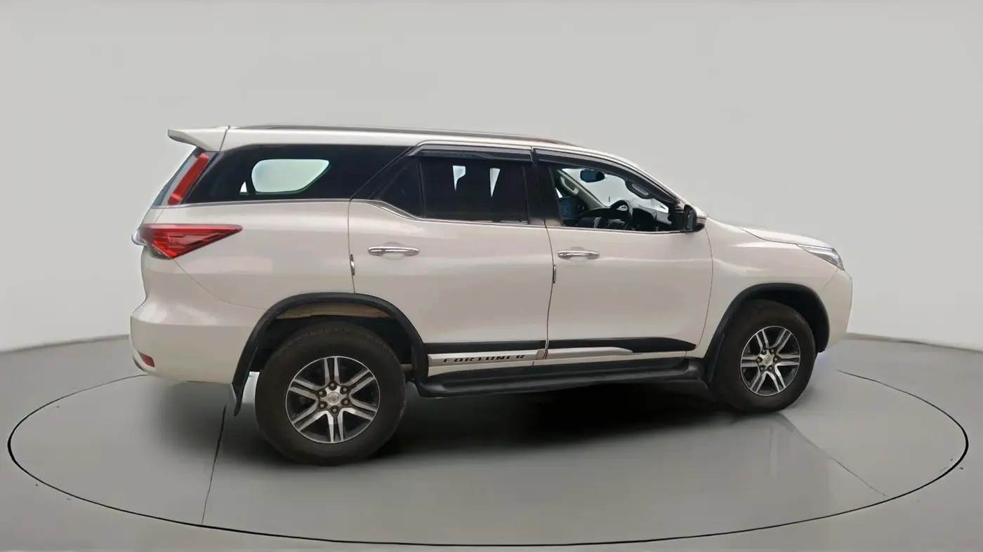 2018 Toyota Fortuner 2.8 4X2 MT, Diesel, Manual, 1,43,328 km, exterior