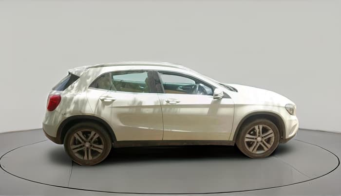 2015 Mercedes Benz GLA Class 200 CDI SPORT, Diesel, Automatic, 1,93,123 km, exterior
