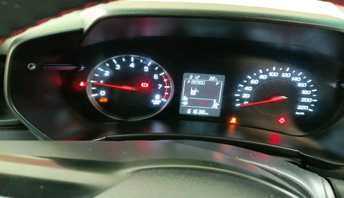 2024 Maruti Swift ZXi CNG, CNG, Manual, 61,638 km, interior