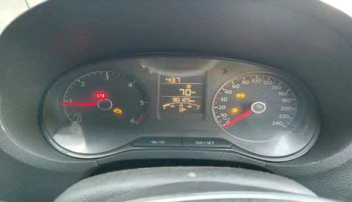 2017 Volkswagen Polo HIGHLINE1.5L, Diesel, Manual, 90,200 km, interior