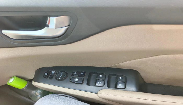 2019 Hyundai Verna 1.6 CRDI SX, Diesel, Manual, 85,500 km, interior