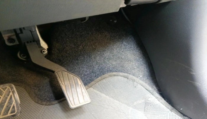 2011 Maruti Ritz LXI, Petrol, Manual, 73,717 km, interior