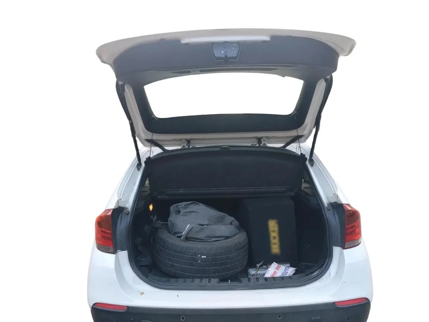 2012 BMW X1 sDrive20d, Diesel, Automatic, 1,29,996 km, exterior