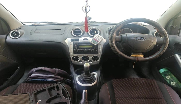 2011 Ford Figo TITANIUM 1.4 DIESEL, Diesel, Manual, 92,028 km, interior