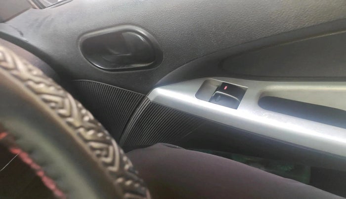 2011 Ford Figo TITANIUM 1.4 DIESEL, Diesel, Manual, 92,028 km, interior