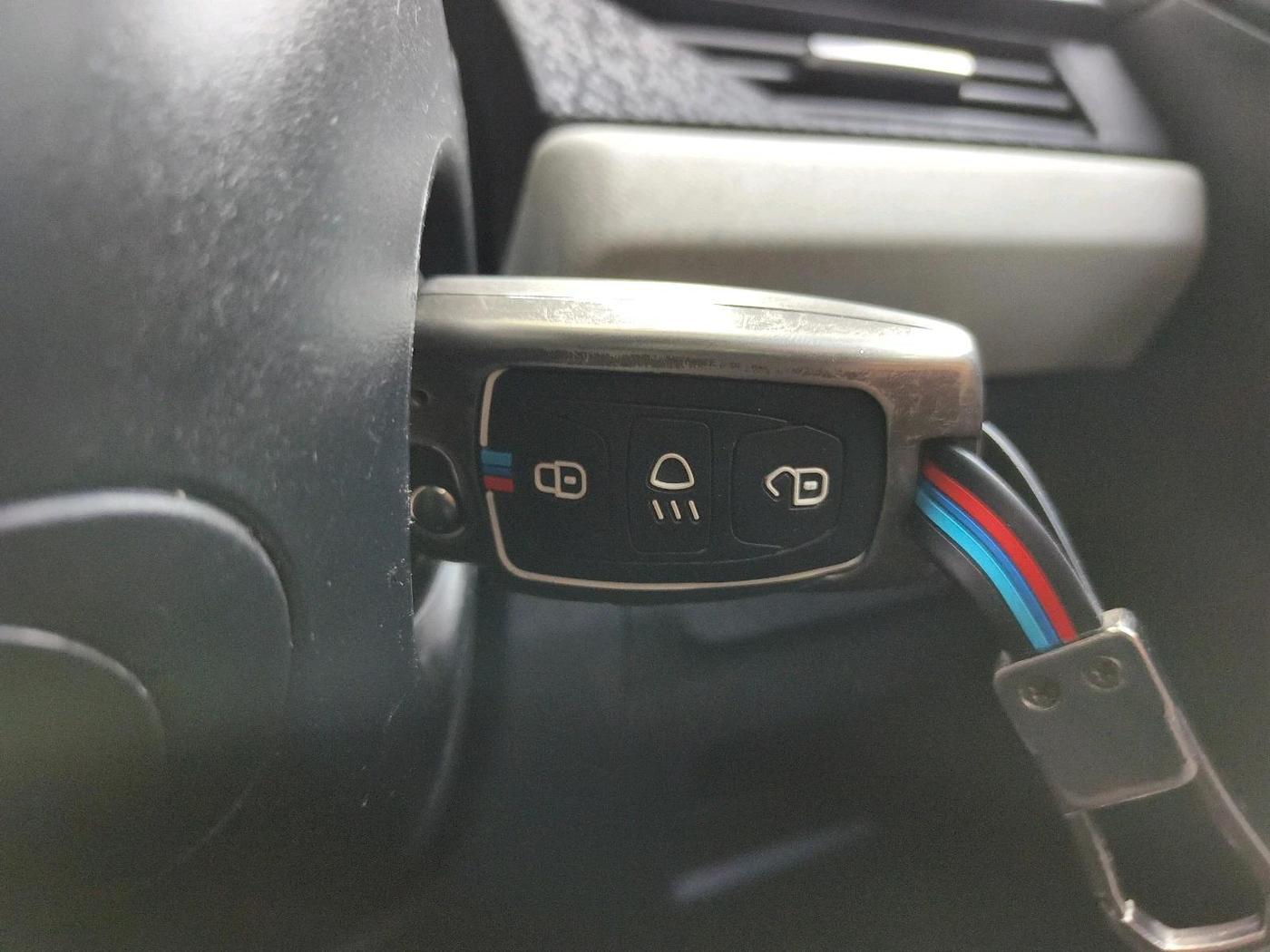 2024 Tata NEXON PURE 1.2 PETROL, Petrol, Manual, 27,004 km, interior