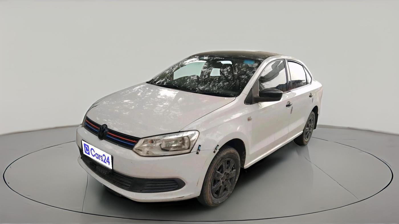 2012 Volkswagen Vento TRENDLINE 1.6, Petrol, Manual, 99,998 km, exterior