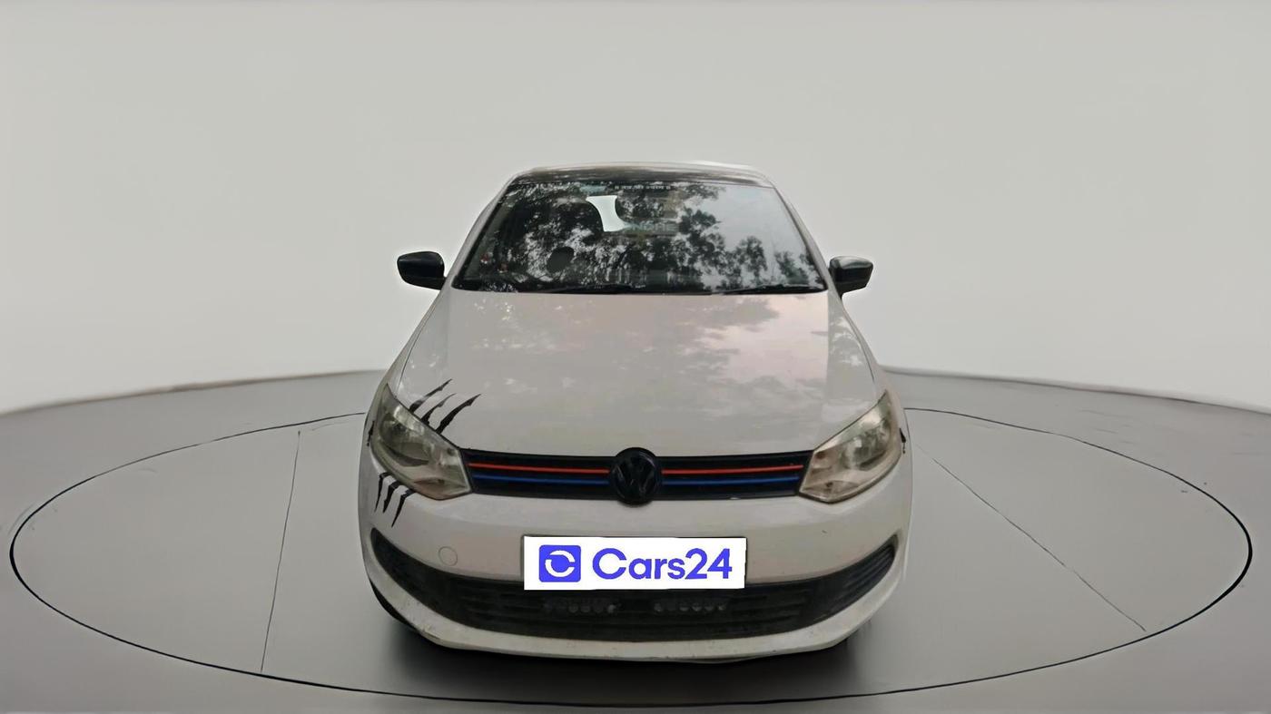 2012 Volkswagen Vento TRENDLINE 1.6, Petrol, Manual, 99,998 km, exterior