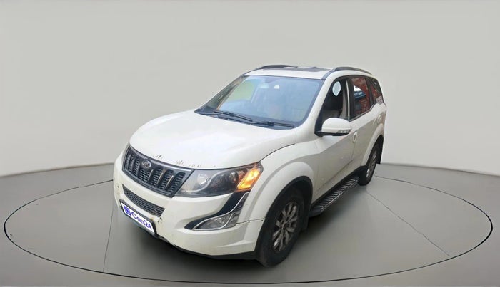 2017 Mahindra XUV500 W10, Diesel, Manual, 1,46,076 km, exterior
