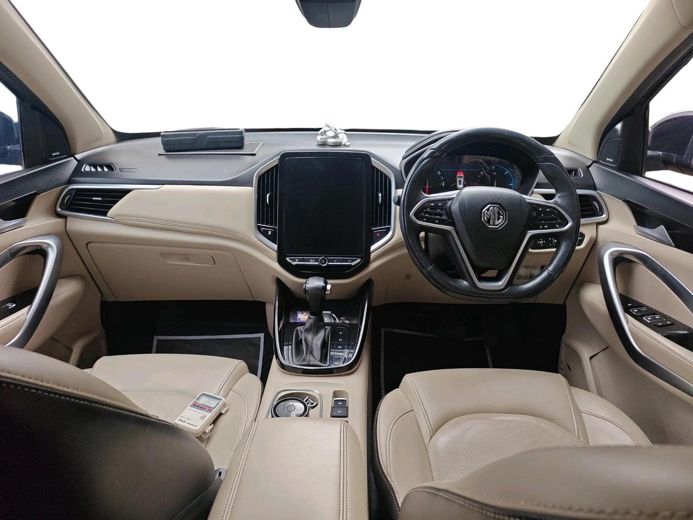2021 MG HECTOR SHARP 1.5 DCT PETROL, Petrol, Automatic, 1,10,315 km, interior