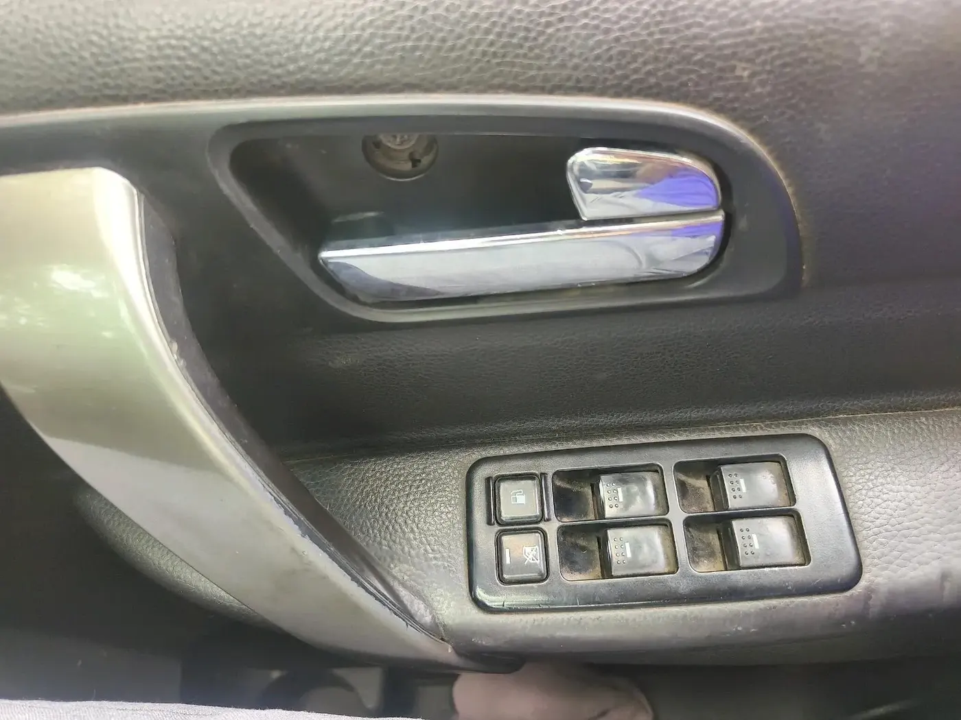 2017 Tata Safari Storme 2.2 VX 4X2, Diesel, Manual, 2,10,453 km, interior