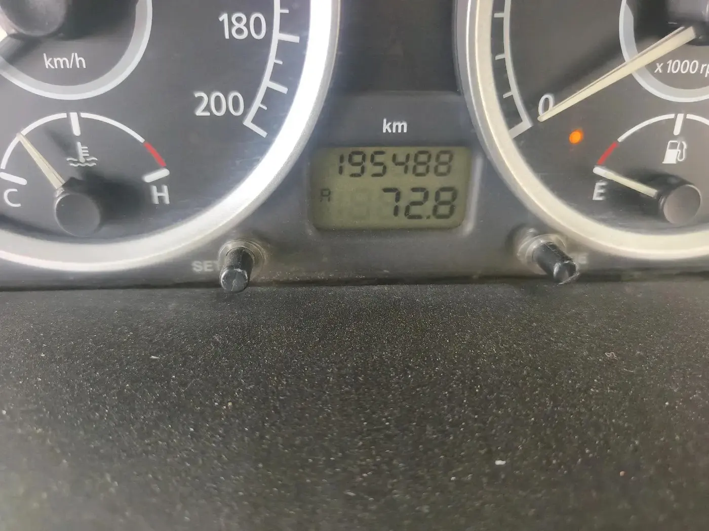 2017 Tata Safari Storme 2.2 VX 4X2, Diesel, Manual, 2,10,453 km, interior