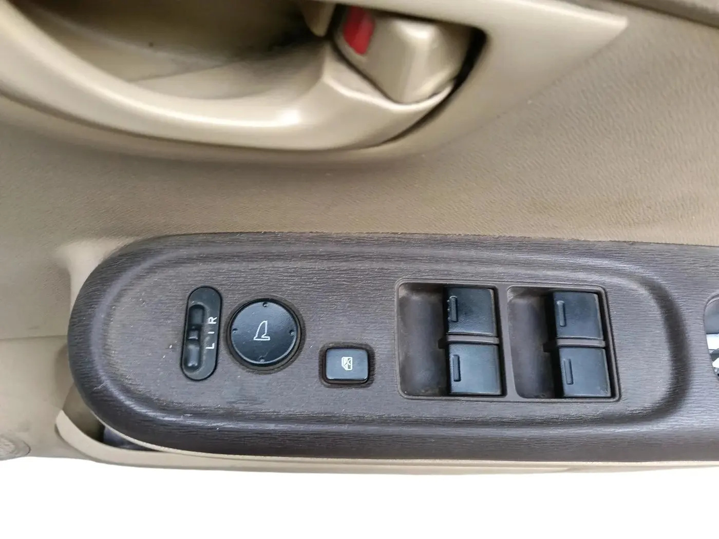 2013 Honda Amaze 1.2L I-VTEC S, Petrol, Manual, 1,68,513 km, interior