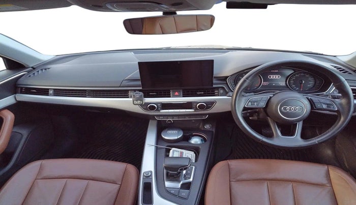 2022 Audi A4 40 TFSI  PREMIUM PLUS, Petrol, Automatic, 32,459 km, interior