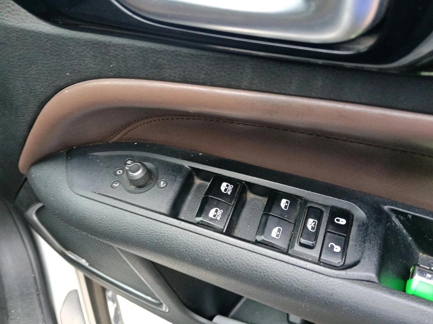 2023 Jeep MERIDIAN LIMITED (O) 4X2 AT, Diesel, Automatic, 1,47,851 km, interior