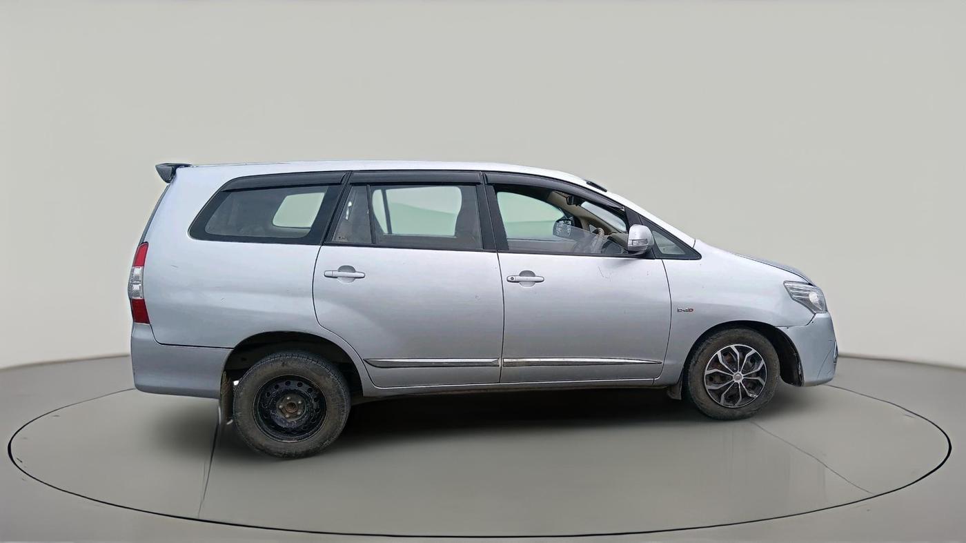 2011 Toyota Innova G1 2.5, Diesel, Manual, 4,19,606 km, exterior