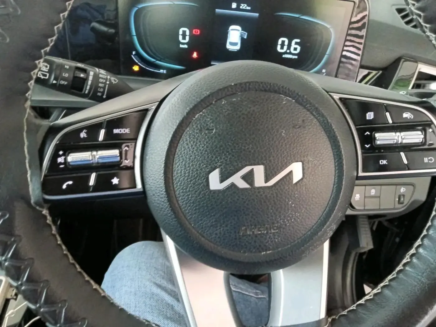 2023 KIA SELTOS HTK PLUS 1.5, Petrol, Manual, 26,000 km, interior