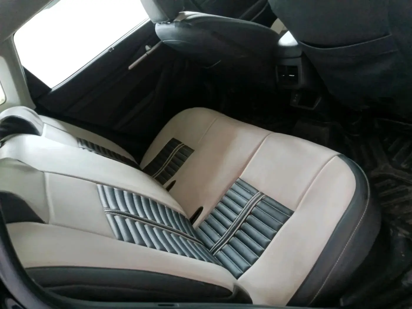 2023 KIA SELTOS HTK PLUS 1.5, Petrol, Manual, 26,000 km, interior