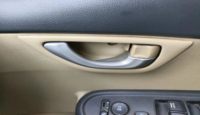 2014 Honda Brio VX AT, Petrol, Automatic, 88,119 km, interior