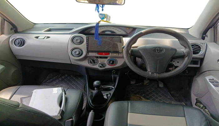 2011 Toyota Etios V, Petrol, Manual, 79,135 km, interior
