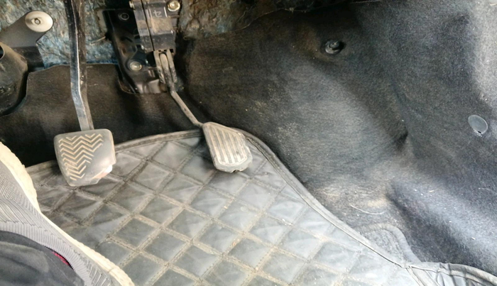 2011 Toyota Etios V, Petrol, Manual, 79,135 km, interior