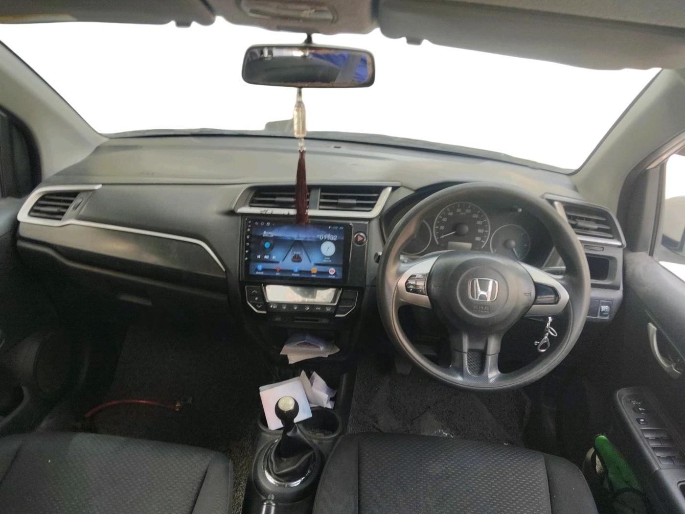 2016 Honda BR-V 1.5L I- DTEC S, Diesel, Manual, 1,73,546 km, interior