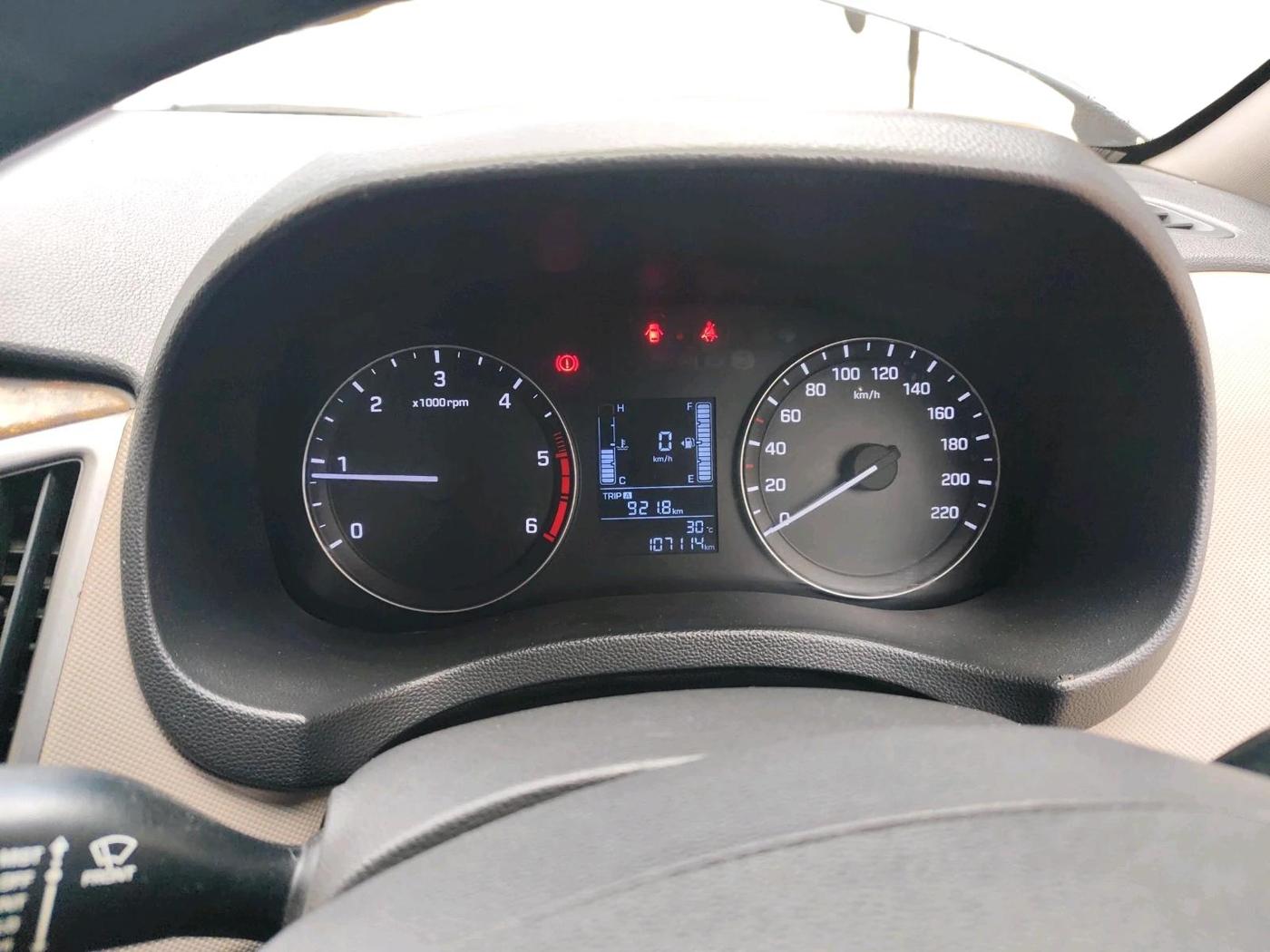2016 Hyundai Creta SX 1.6 DIESEL, Diesel, Manual, 1,07,114 km, interior