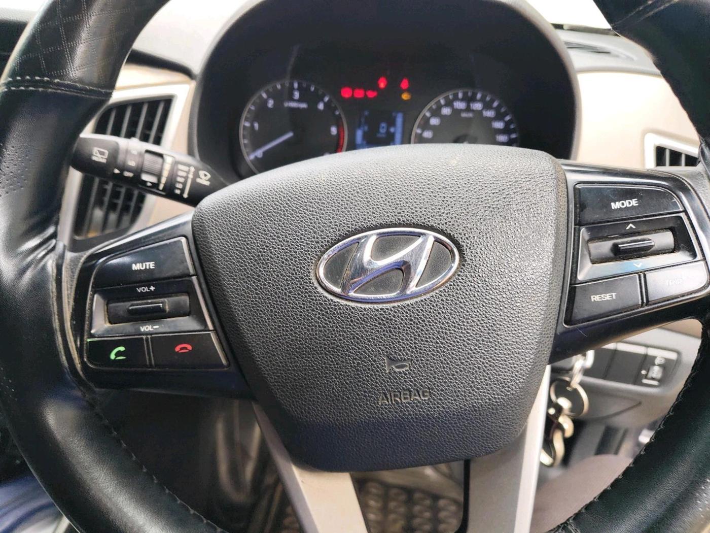 2016 Hyundai Creta SX 1.6 DIESEL, Diesel, Manual, 1,07,114 km, interior
