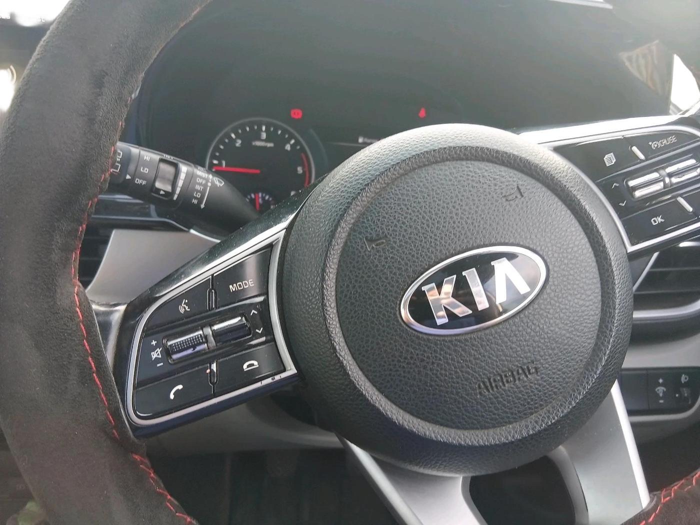 2020 KIA SELTOS HTX PLUS 1.5 DIESEL, Diesel, Manual, 1,14,758 km, interior